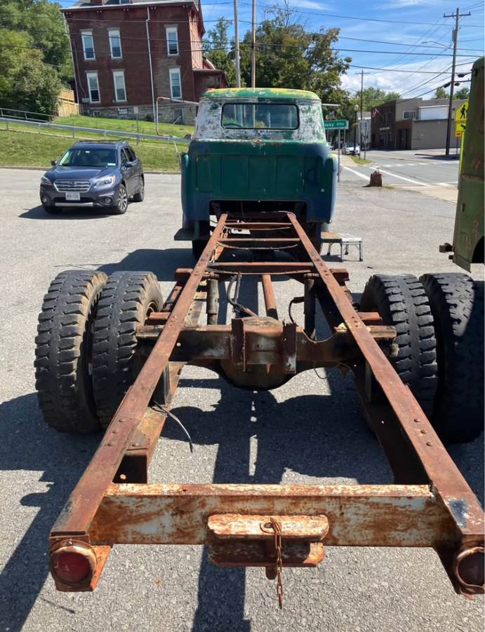 Chevrolet-5100-1958-green-3