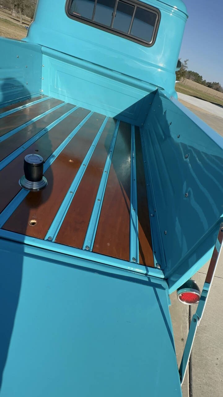 Chevrolet-Apache-1959-Pickup-Truck-17