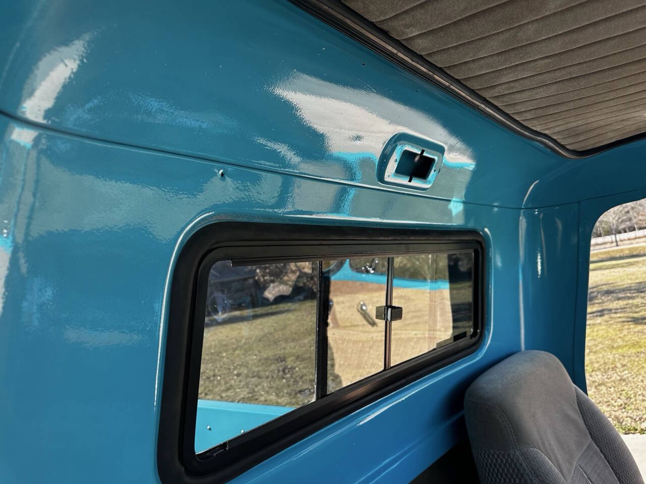 Chevrolet-Apache-1959-Pickup-Truck-8