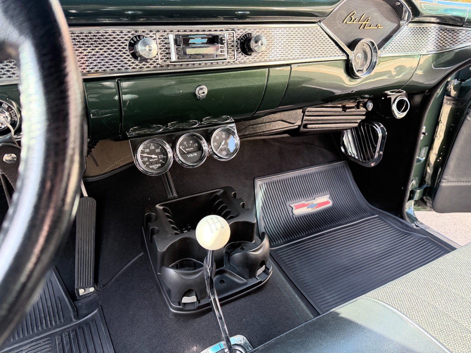 Chevrolet-Bel-Air150210-1955-Sedan-26