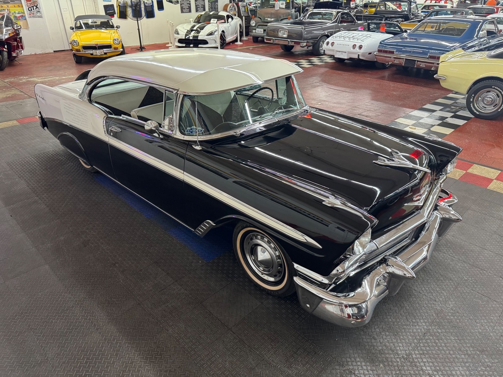 Chevrolet-Bel-Air150210-1956-2-Door-22