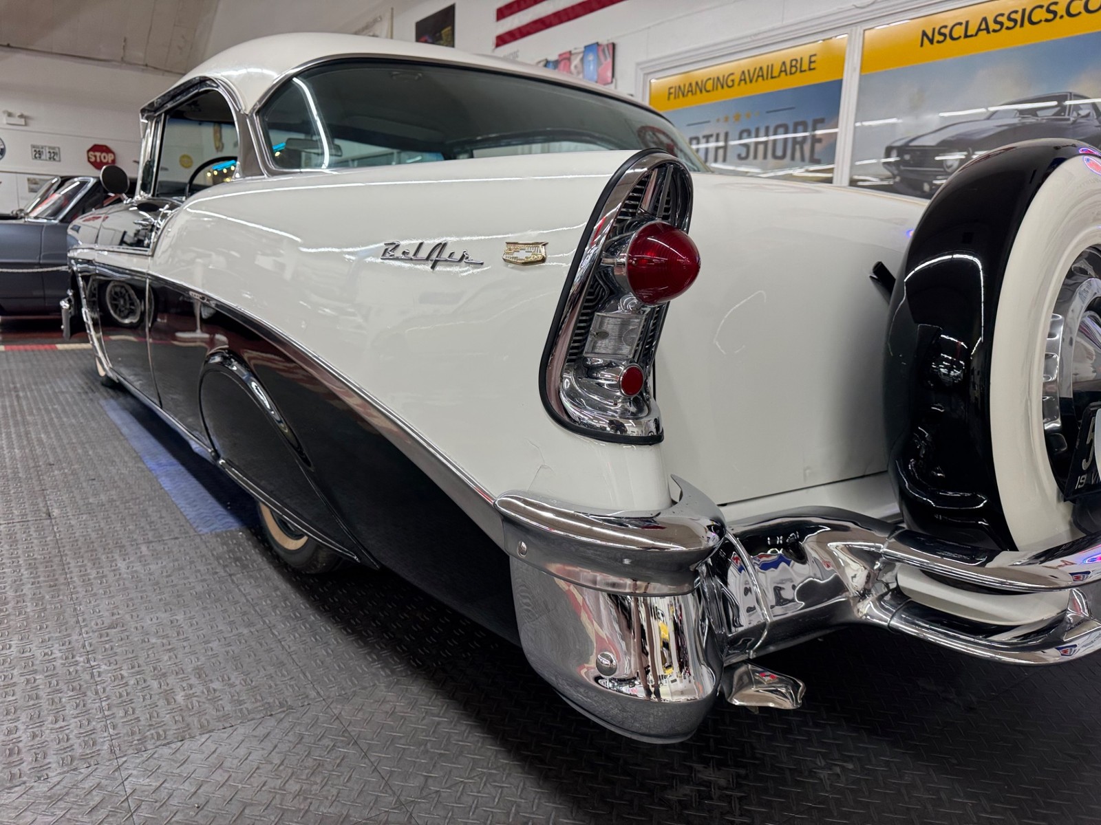 Chevrolet-Bel-Air150210-1956-2-Door-26