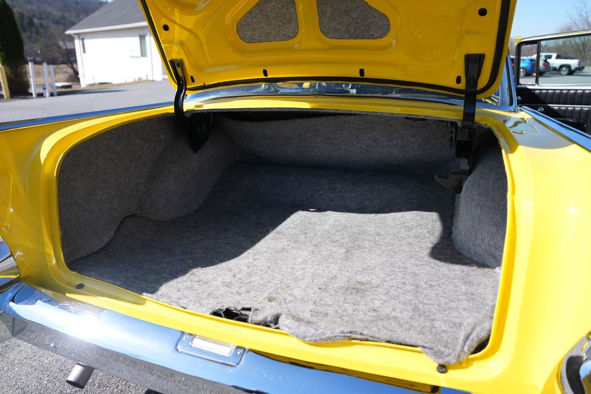 Chevrolet-Bel-Air150210-1957-Sedan-10