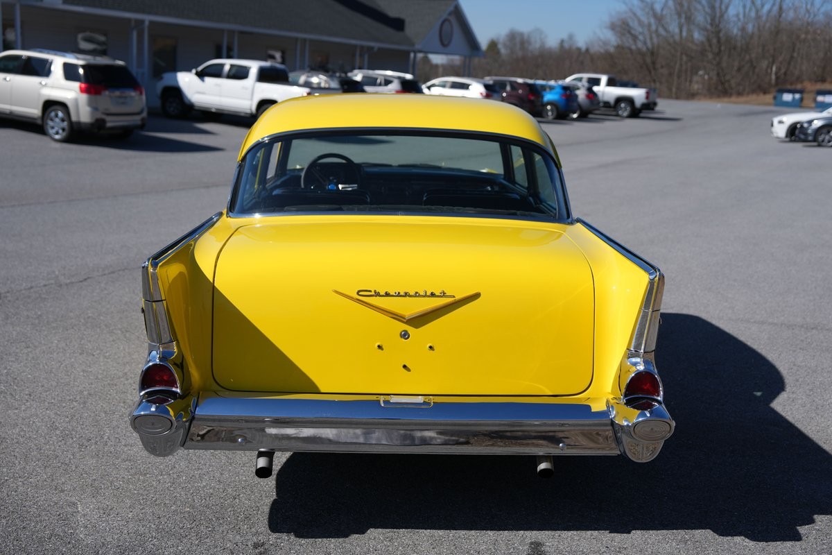 Chevrolet-Bel-Air150210-1957-Sedan-19