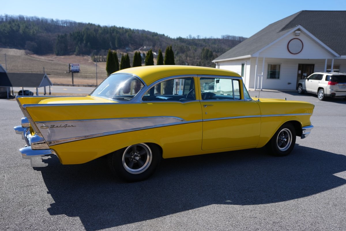 Chevrolet-Bel-Air150210-1957-Sedan-28