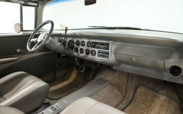 Chevrolet-Bel-air-1957-Edelbrock-Red-Gray-23