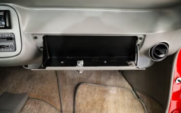 Chevrolet-Bel-air-1957-Edelbrock-Red-Gray-24