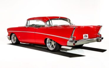 Chevrolet-Bel-air-1957-Edelbrock-Red-Gray-3