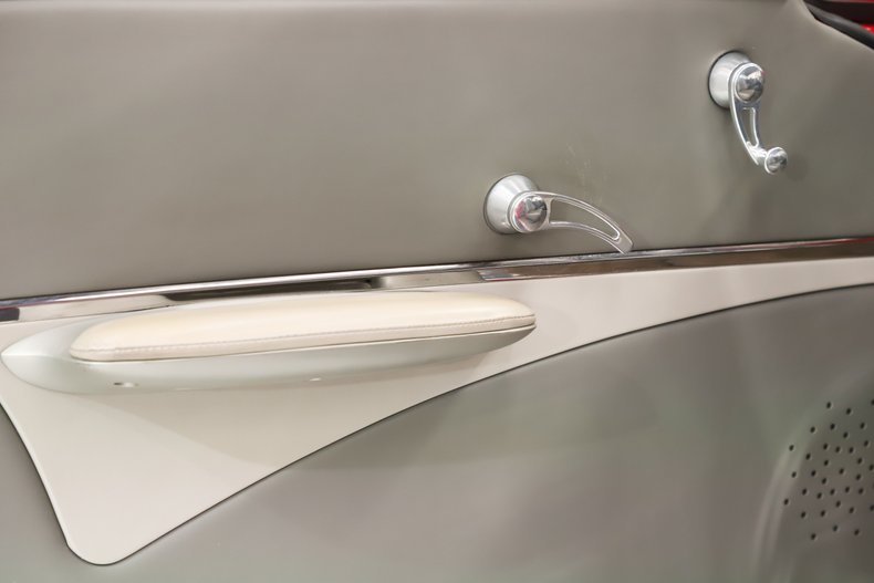 Chevrolet-Bel-air-1957-Edelbrock-Red-Gray-30