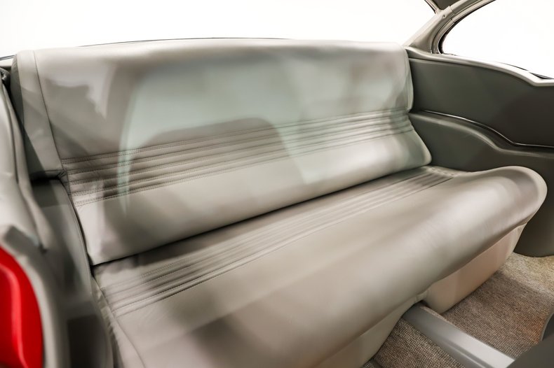 Chevrolet-Bel-air-1957-Edelbrock-Red-Gray-40