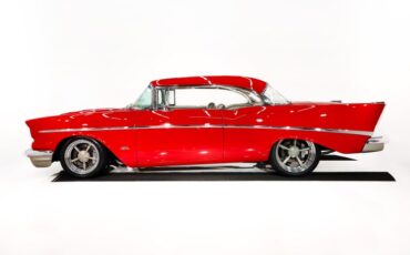 Chevrolet-Bel-air-1957-Edelbrock-Red-Gray-43