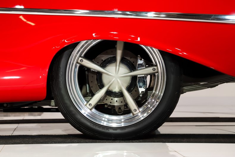 Chevrolet-Bel-air-1957-Edelbrock-Red-Gray-45