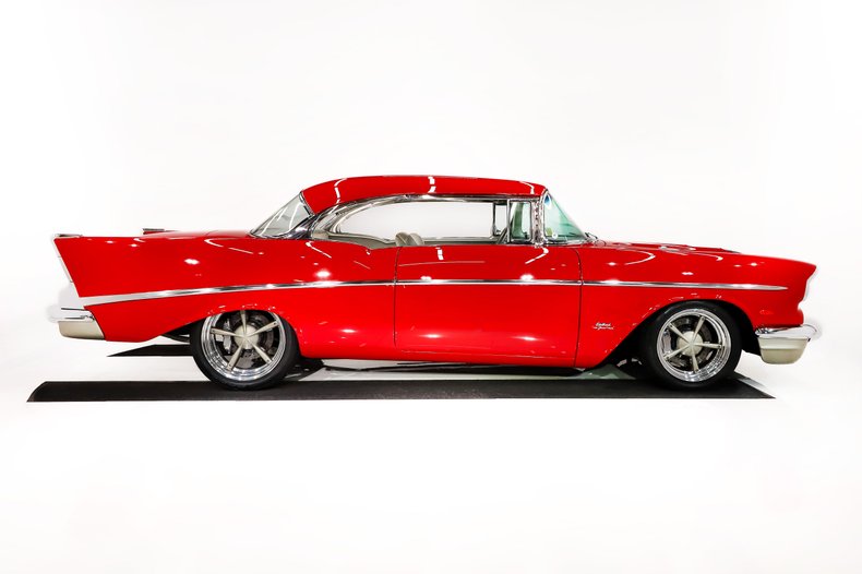 Chevrolet-Bel-air-1957-Edelbrock-Red-Gray-8