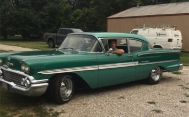 Chevrolet-Biscayne-1958-Green-Green-1