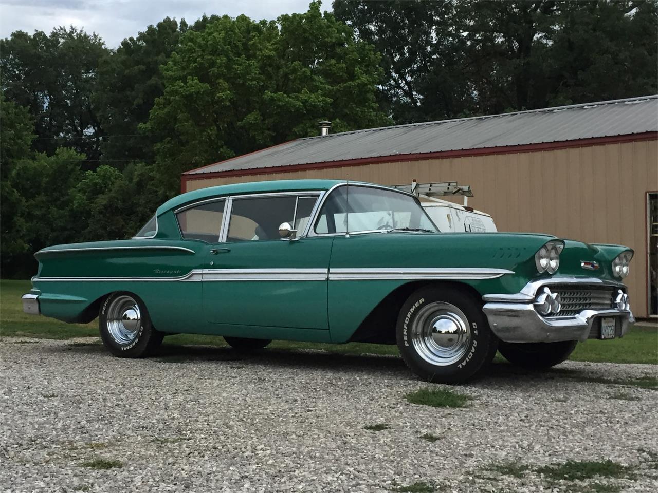 Chevrolet-Biscayne-1958-Green-Green