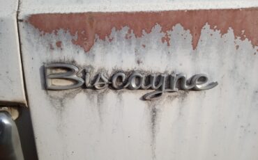 Chevrolet-Biscayne-1966-Sedan-8