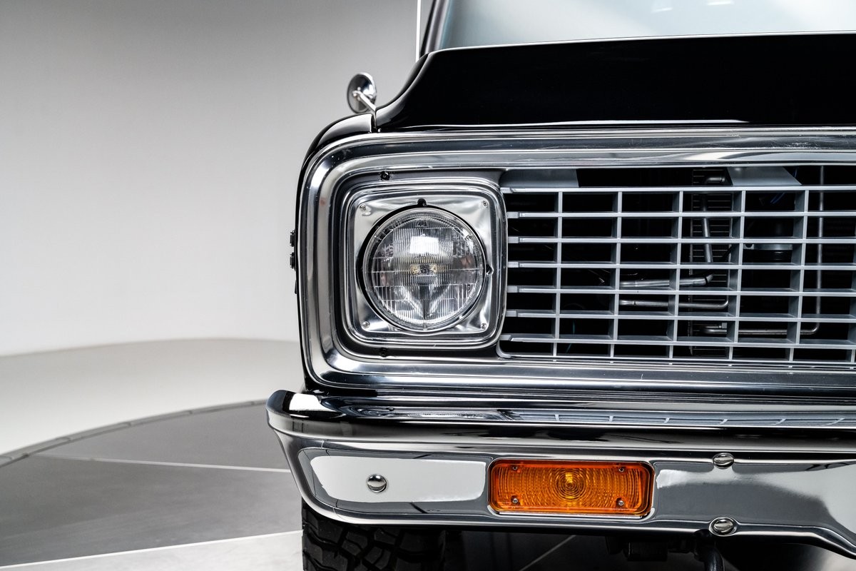 Chevrolet-Blazer-1971-SUV-11