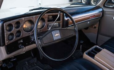 Chevrolet-Blazer-1977-SUV-11