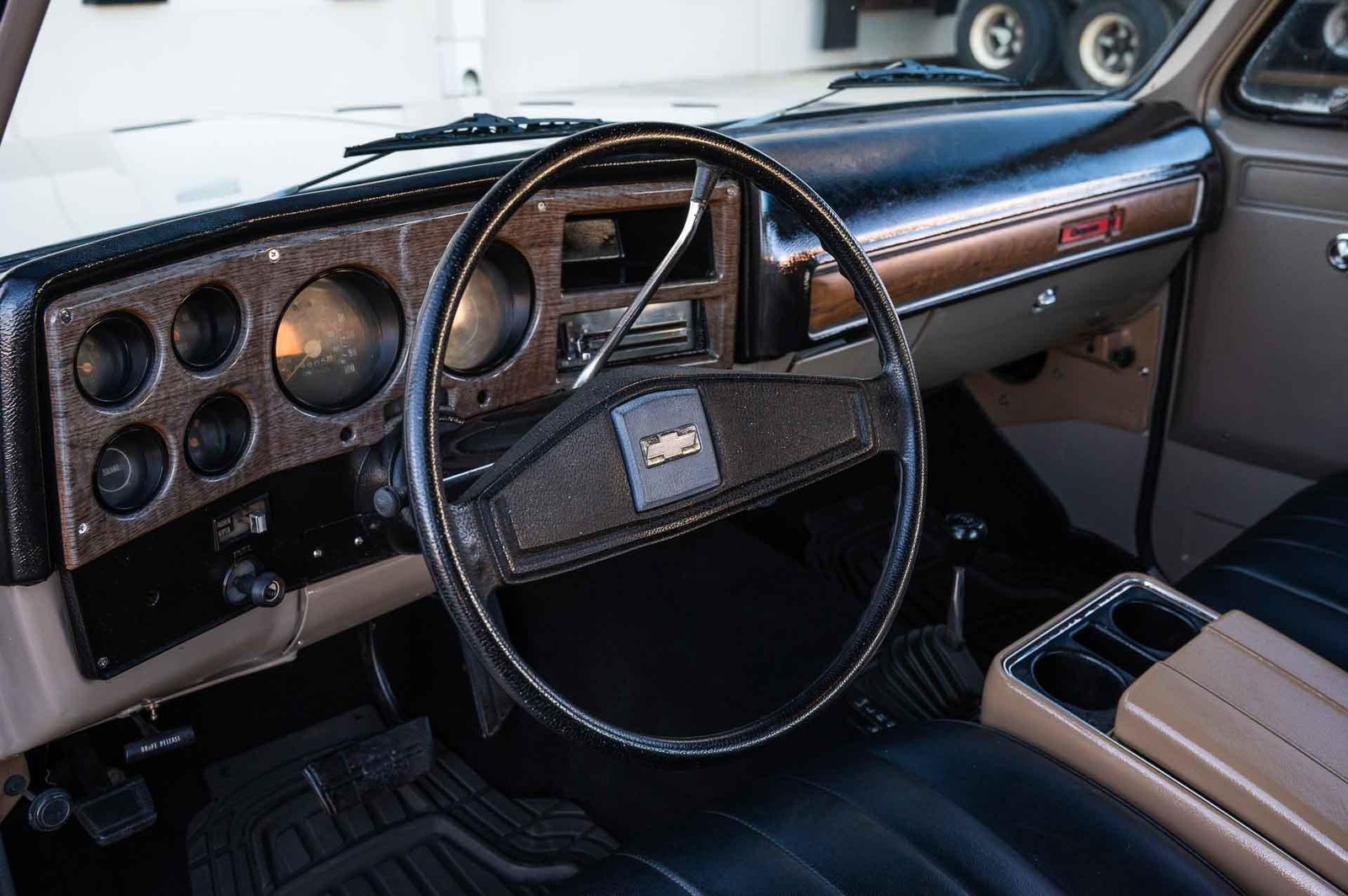 Chevrolet-Blazer-1977-SUV-11