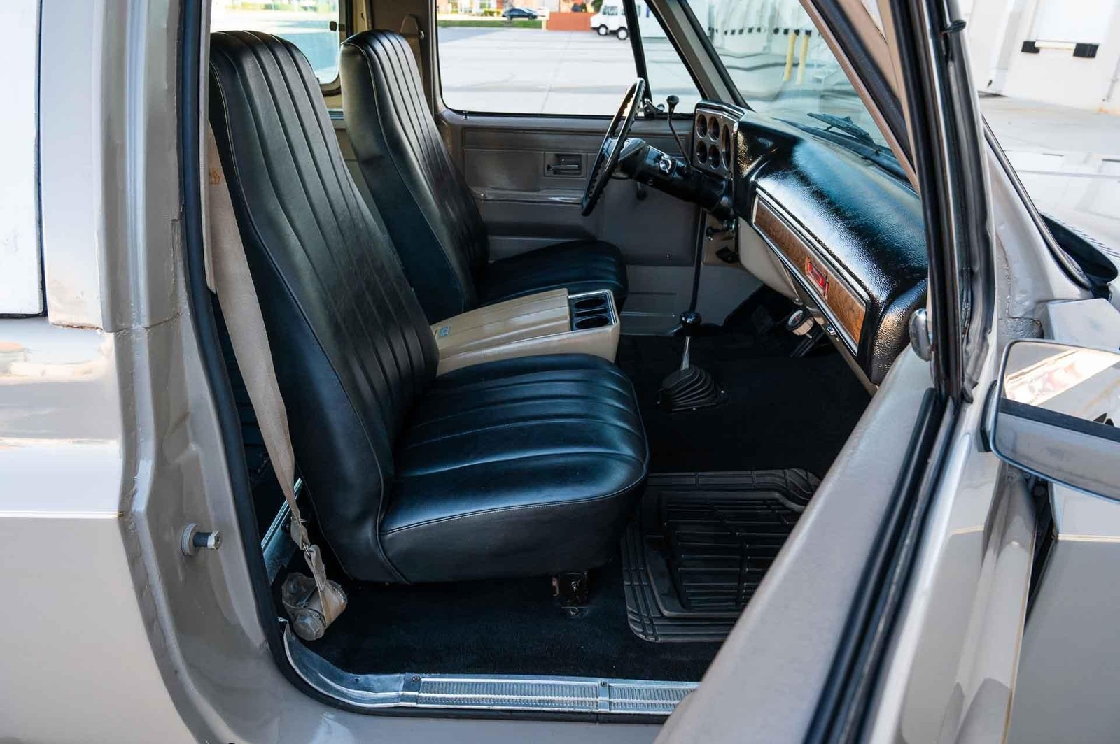 Chevrolet-Blazer-1977-SUV-12