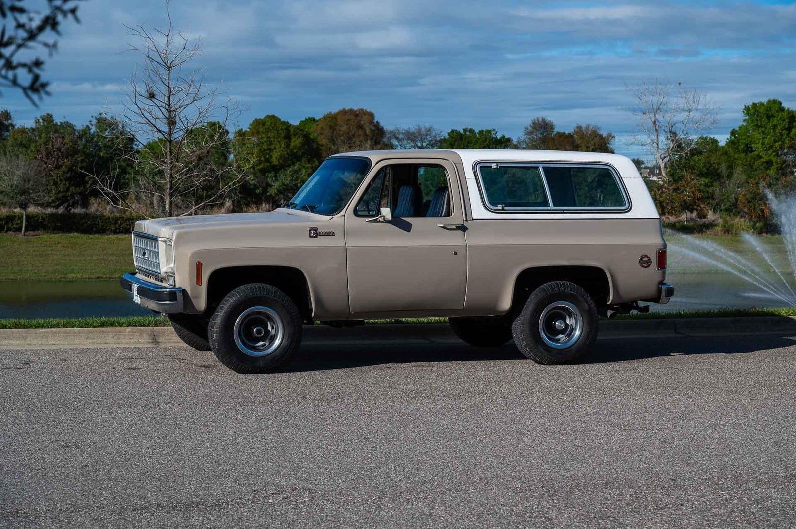 Chevrolet-Blazer-1977-SUV-17
