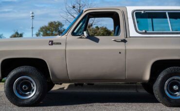 Chevrolet-Blazer-1977-SUV-24