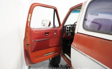 Chevrolet-Blazer-1978-Cardinal-Red-Red-ampamp-White-39