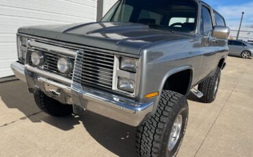 Chevrolet-Blazer-1985-SUV-1