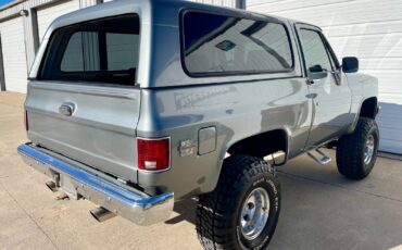 Chevrolet-Blazer-1985-SUV-11