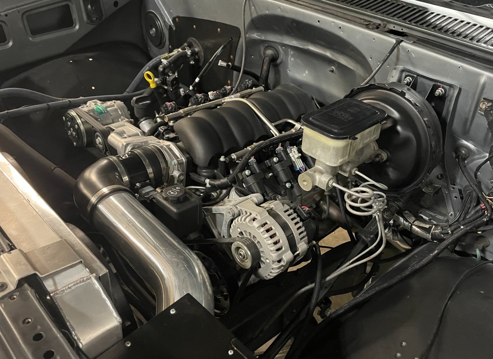 Chevrolet-Blazer-1985-SUV-14