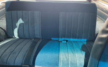 Chevrolet-Blazer-1985-SUV-22