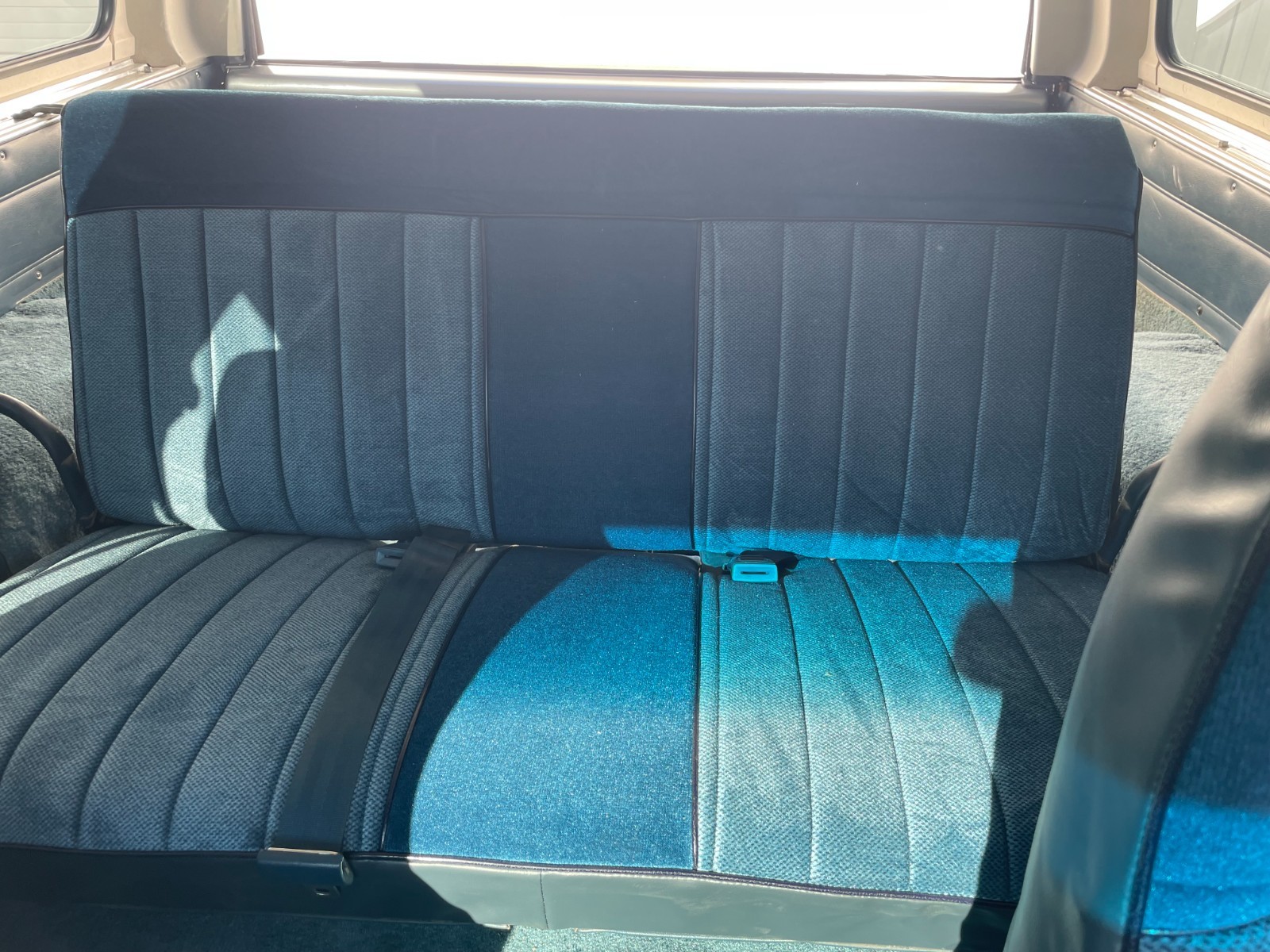 Chevrolet-Blazer-1985-SUV-22