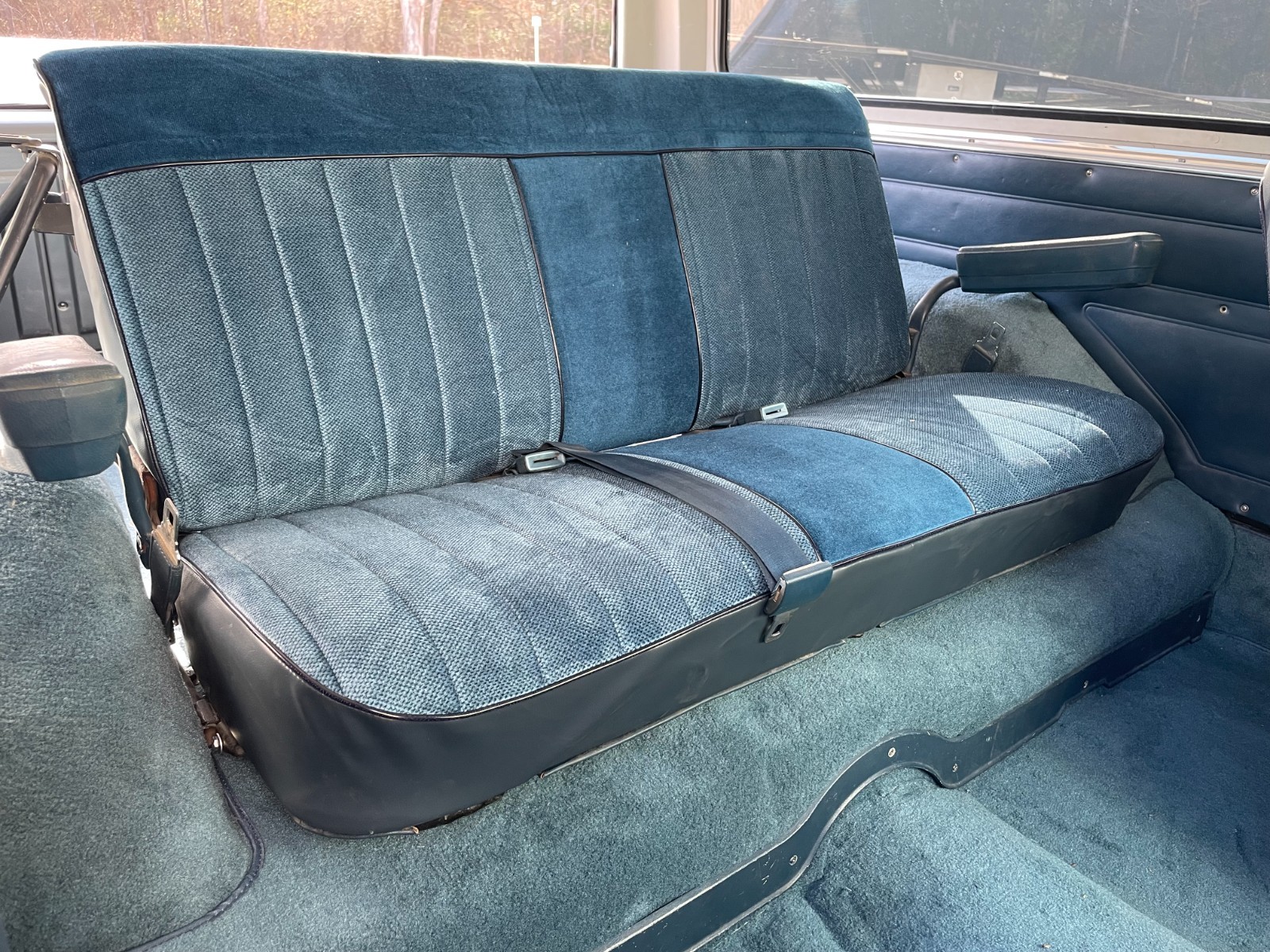 Chevrolet-Blazer-1985-SUV-25