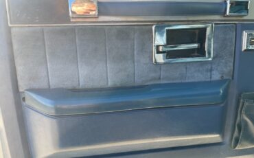 Chevrolet-Blazer-1985-SUV-26