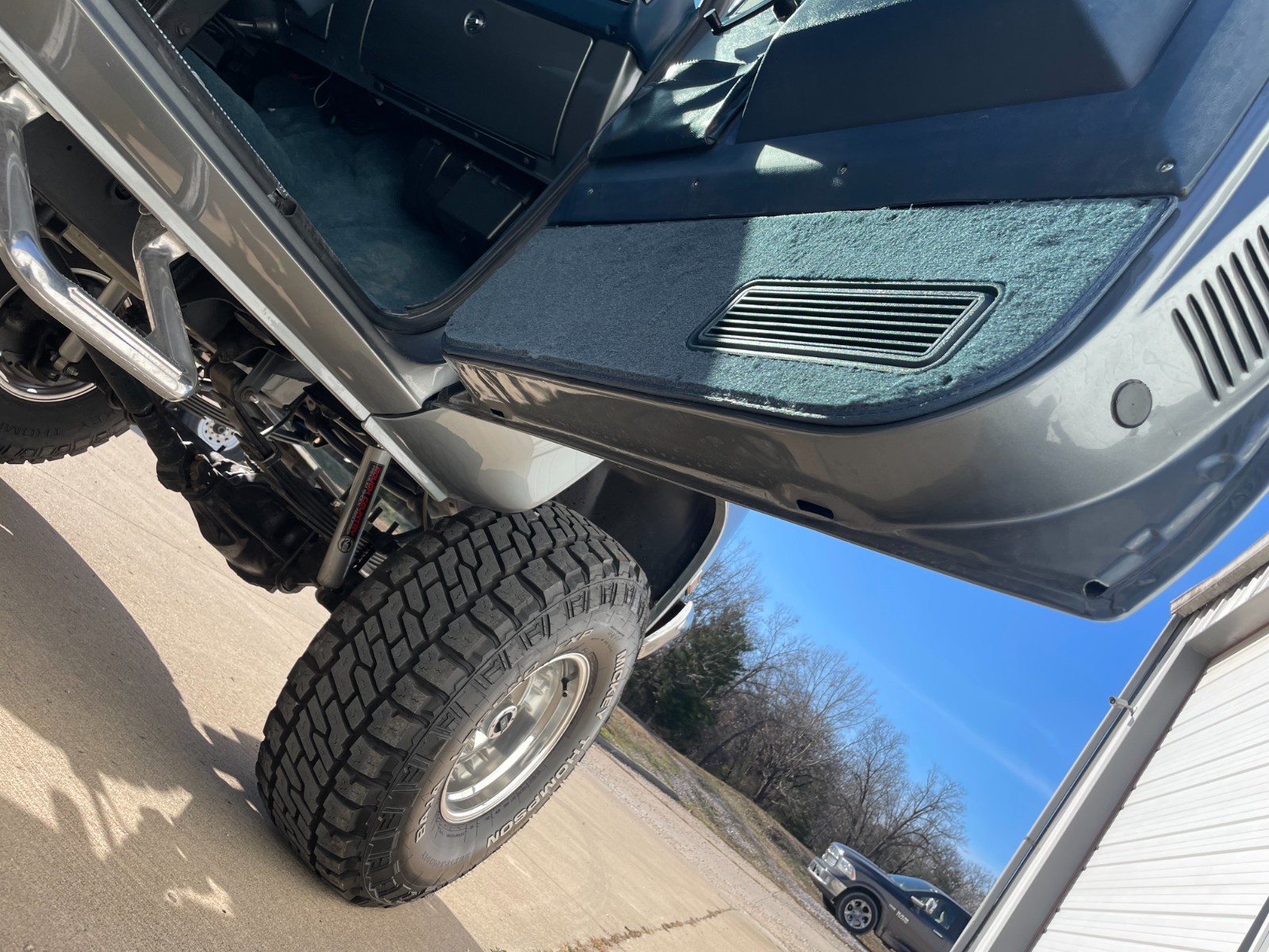 Chevrolet-Blazer-1985-SUV-28