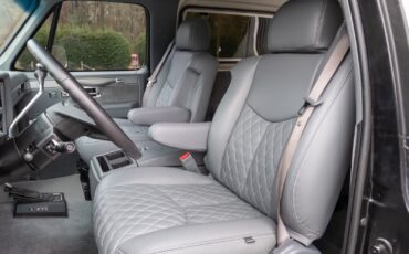 Chevrolet-Blazer-1987-SUV-13