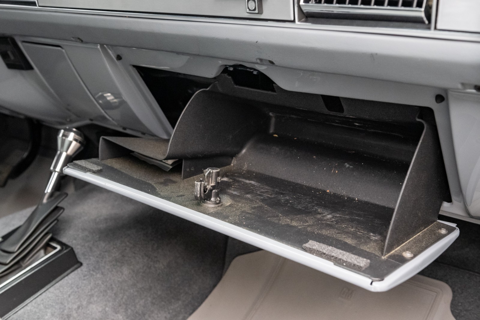 Chevrolet-Blazer-1987-SUV-16