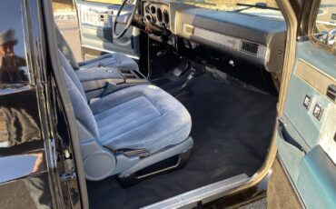 Chevrolet-Blazer-1987-SUV-26