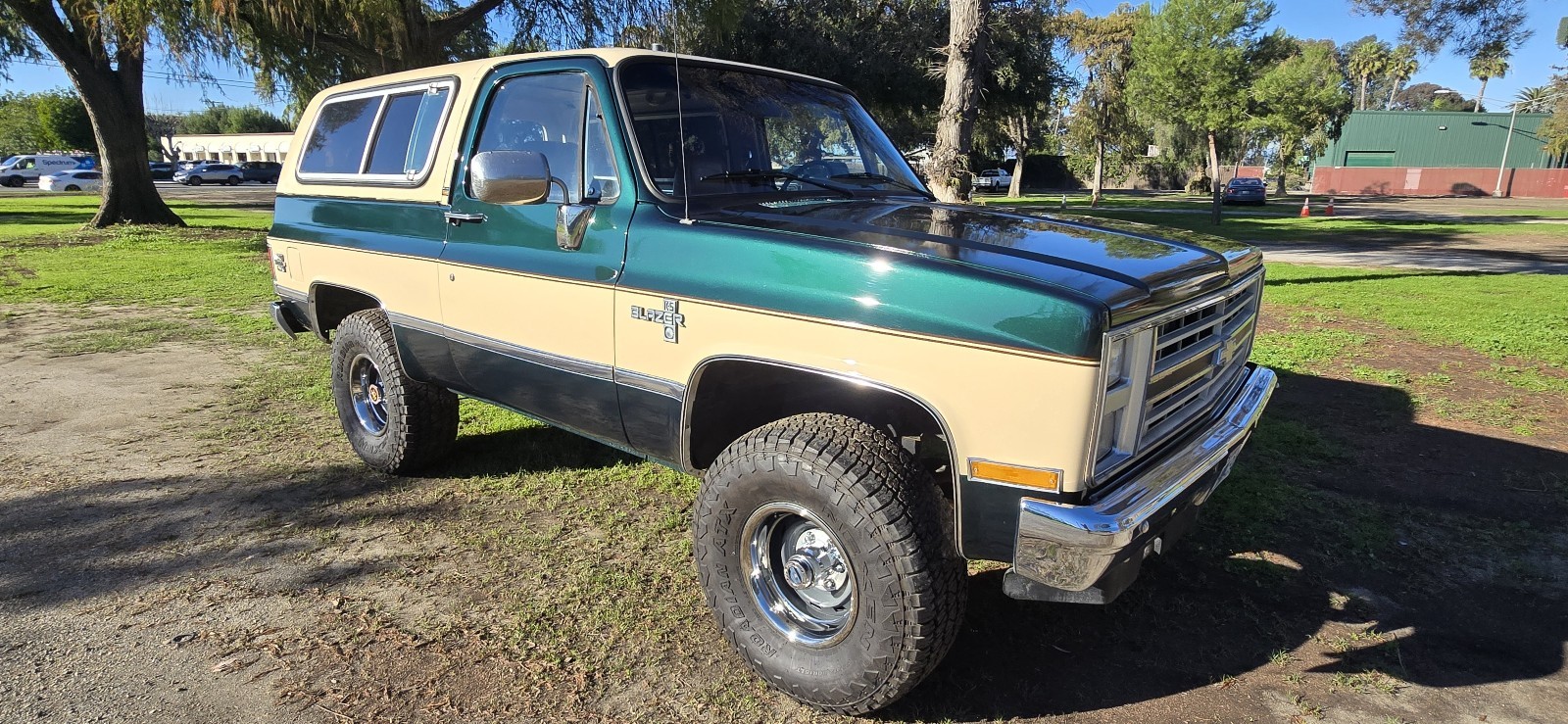 Chevrolet-Blazer-1988-4