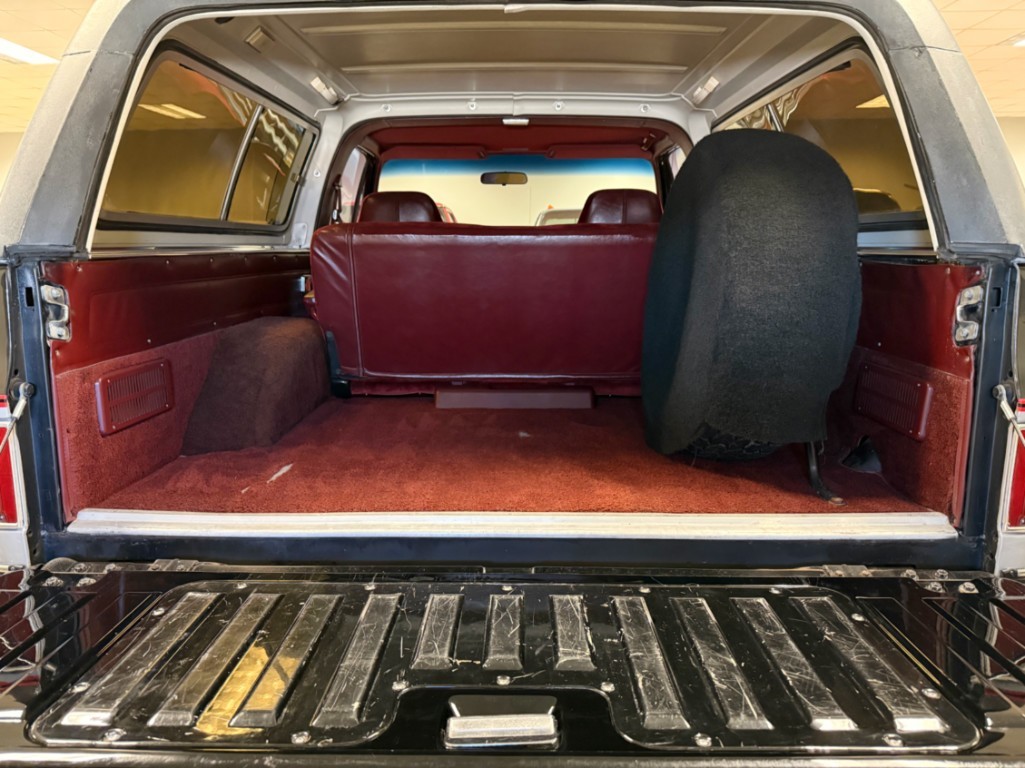 Chevrolet-Blazer-1989-SUV-12