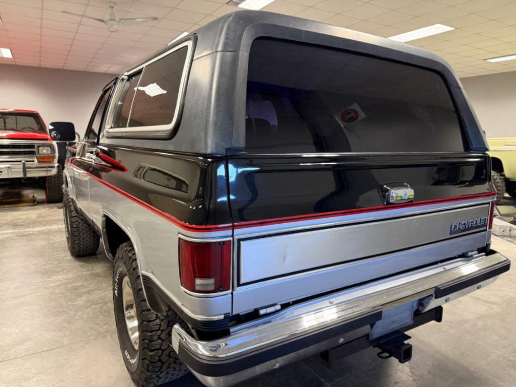 Chevrolet-Blazer-1989-SUV-2