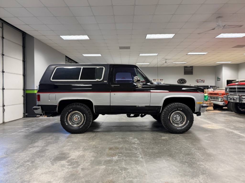 Chevrolet-Blazer-1989-SUV-4