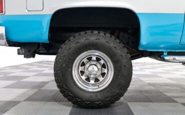 Chevrolet-Blazer-1990-SUV-10