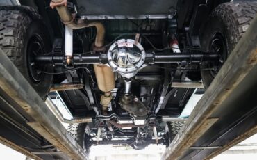 Chevrolet-Blazer-1990-SUV-22