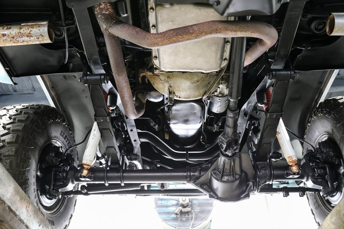 Chevrolet-Blazer-1990-SUV-25