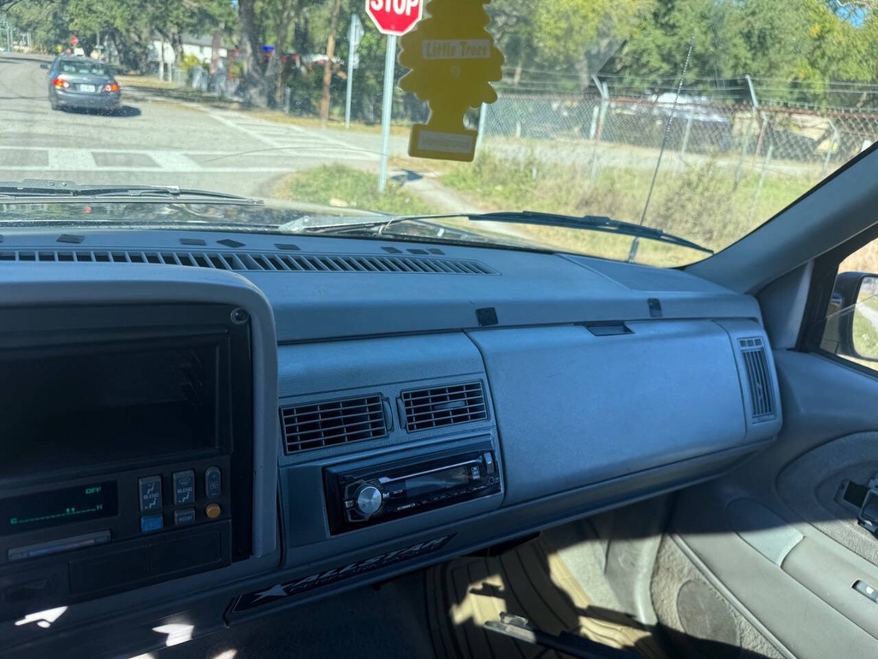 Chevrolet-Blazer-1991-SUV-25