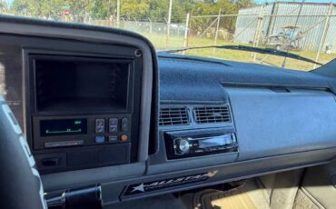 Chevrolet-Blazer-1991-SUV-30