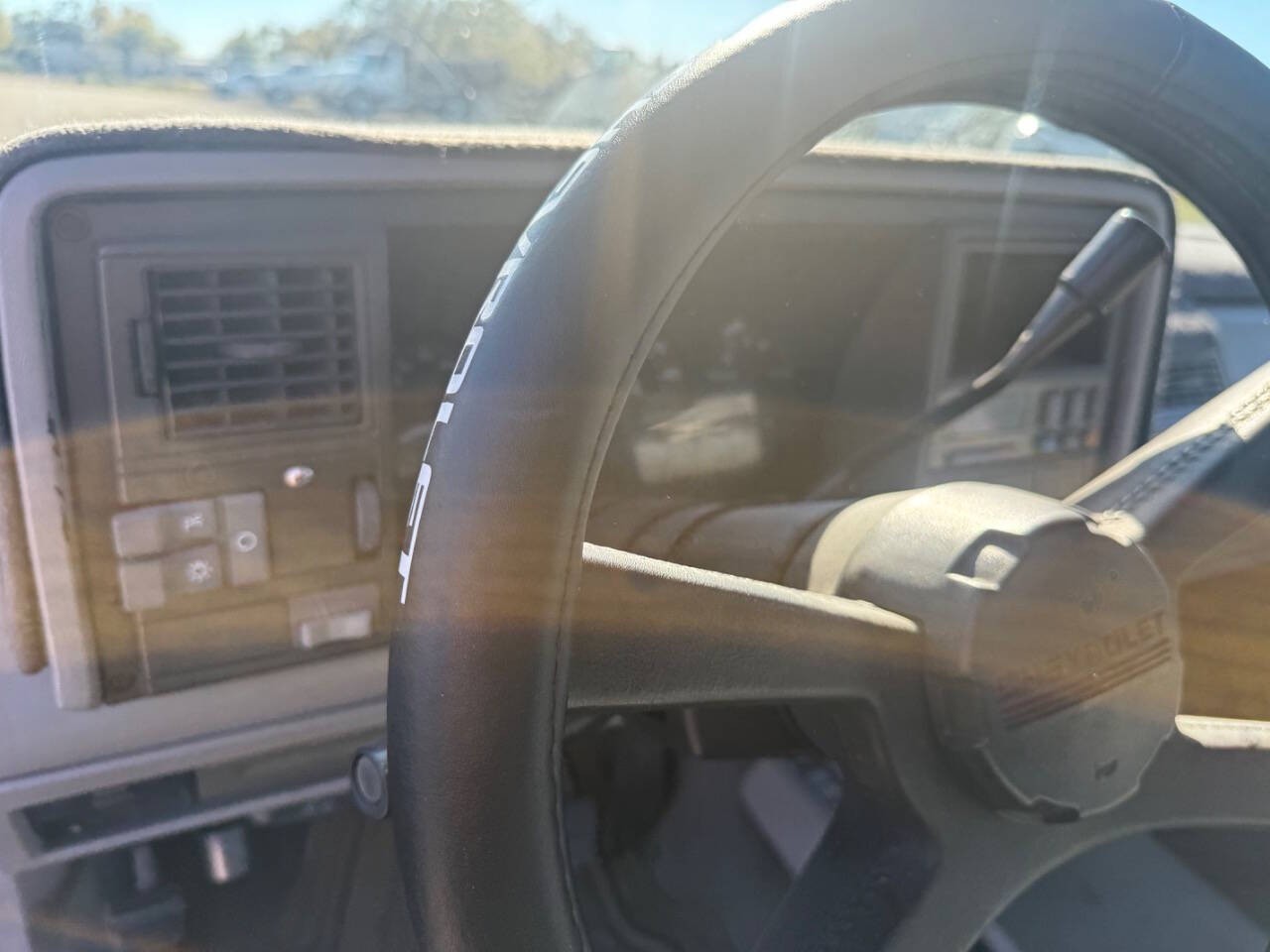 Chevrolet-Blazer-1991-SUV-32