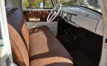 Chevrolet-C-10-1952-Standard-Cab-Pickup-24