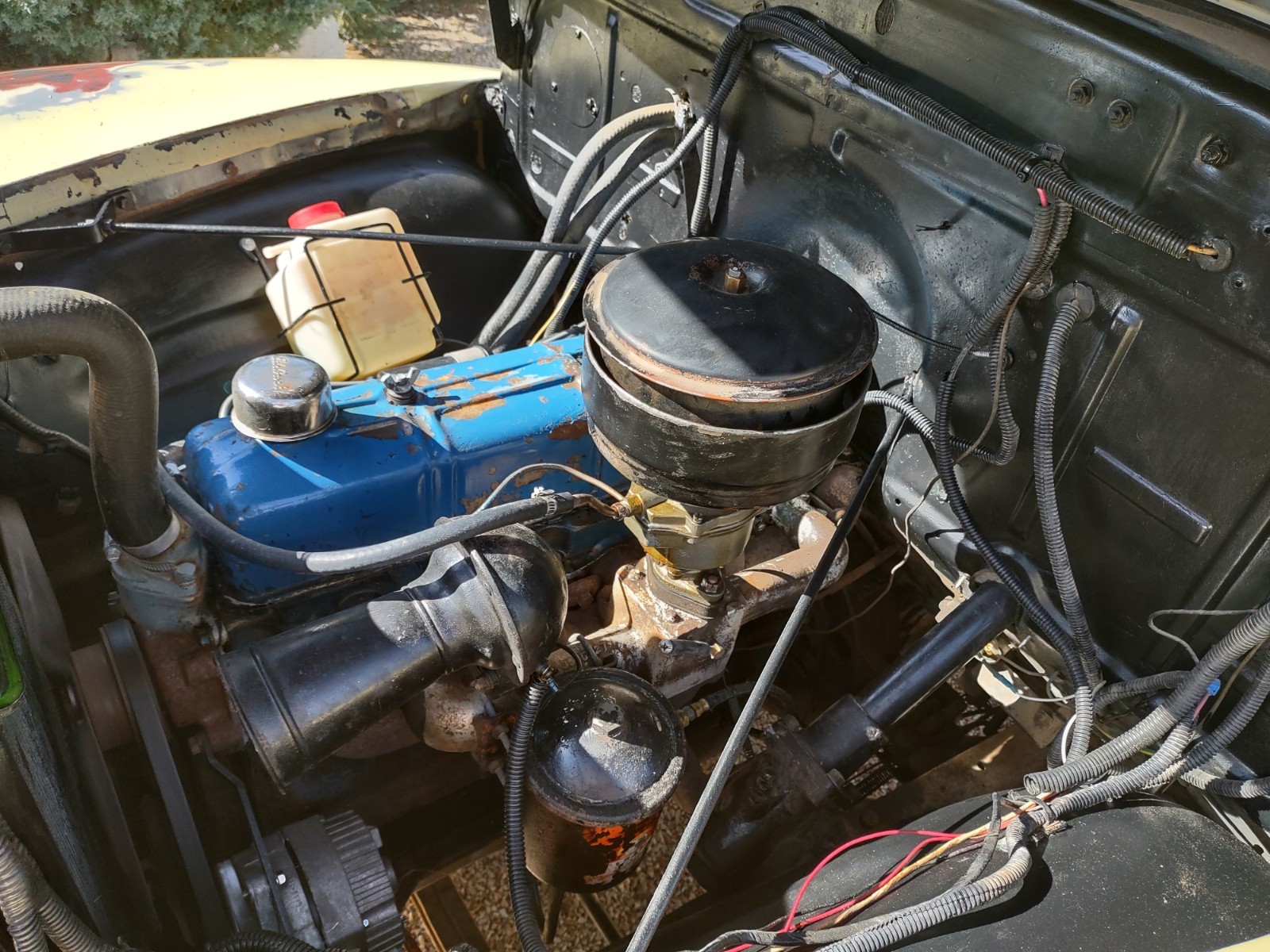 Chevrolet-C-10-1952-Standard-Cab-Pickup-37